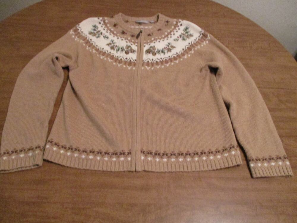 CROFT & BARROW BROWN PINECONES ZIP UP CARDIGAN SWEATER
